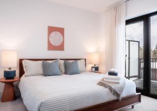 The Willow Revelstoke - 3