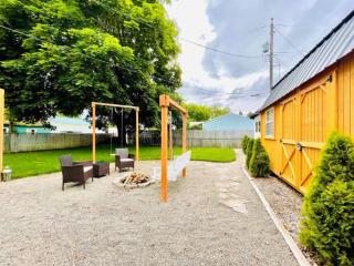 Copper Voyage, Fenced Backyard - 9