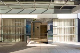 Metropolitan Barcelona Style/ Metropolitan Mall/ MB - 9