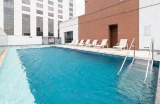 Metropolitan Barcelona Style/ Metropolitan Mall/ MB - 4