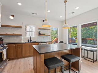 Cabin At Eagle Cove - 2