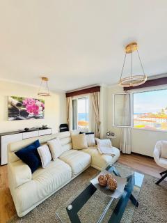 Seaside Orchid - Mountain & Ocean View-2 Bedroom Apartment - 6