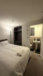 1 Bedroom Fully Furnished Apartment - 8