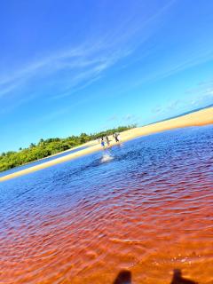 Luxo e Sossego a 300m da praia l! 6 quartos sendo 5 suítes no melhor cd de Praia do Forte - 4
