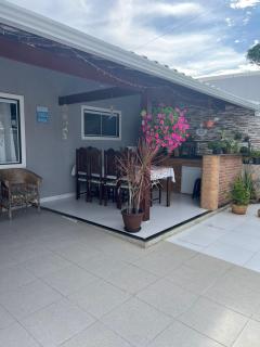 Linda casa em Itaúna com 3 quartos 2 suítes todos com arcondicionado - 1