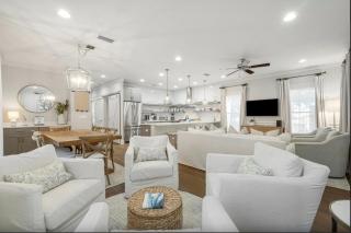 Sleeps 14, Bikes, Sunshine State of Mind, 30A, Pool, Beach Access - 6
