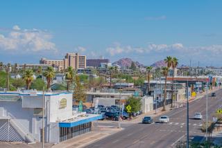 Skyline Loft Studio w City Views - 6