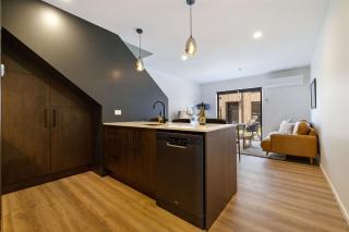 Arrow Retreat, Queenstown - with parking - 3