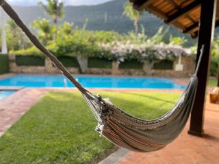 Spacious house with pool - 100m from the sea in Guaecá - 7