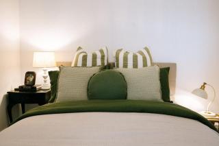 The Stationhouse Boutique Stay - Walk to it All - 2