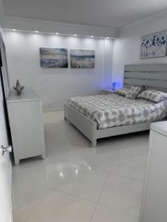 C16P Oceanfront Penthouse in Hollywood FL - 6