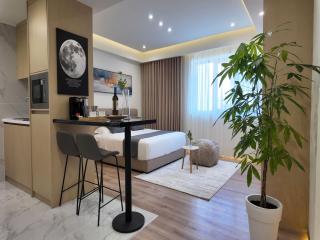 Elegant Suites in the Heart of Piraeus - 8