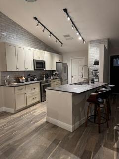 Charming 3bed 2bath Palmetto Pool Home - 6