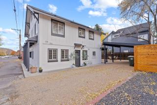 Walkable Downtown Spa Retreat - 0