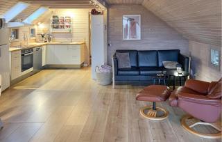 Gorgeous Home In Glesborg With Wifi - 7
