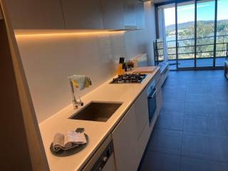 Great 2 bedroom Townhouse with great lake views - 4