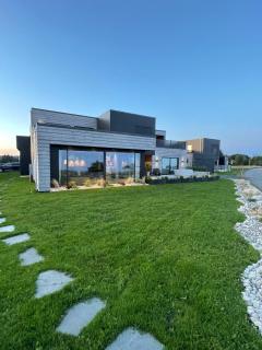 Bausje Beach House - 0