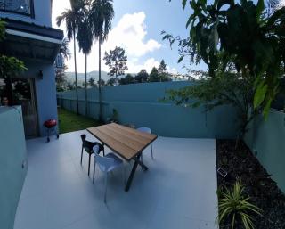 V285 Cozy Stay 3BR Garden Villa Near Beach Town - 6