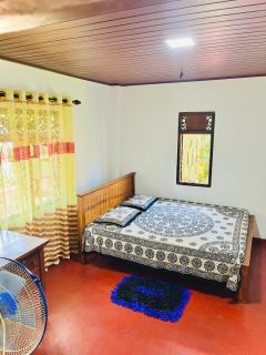 Zandeepa Homestay - 0