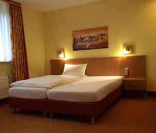 Landhotel Heiner Meyer - Wahrenholz - 5