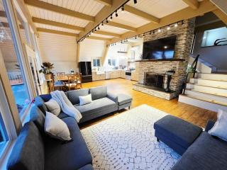 Snohomish Chatel retreat w swimspa, sauna & games - 3