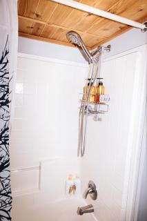 Near Ski, Beaches, Pet Friendly, Full kitchen - 9