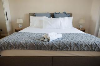 Family-Friendly Escape Walk to Cafés & Creek - Maryville - 6