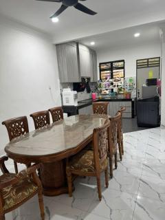 Student Homestay - 1