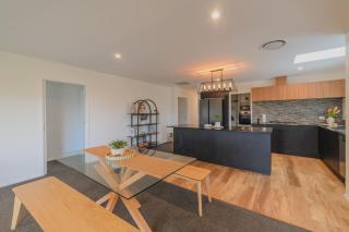 Family Retreat with Spa Games and Sunshine - 1