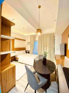 JayRhyn- Amani Condo - 9