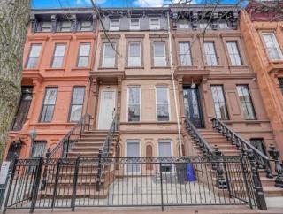 Trendy 3BR Brooklyn Stay Just Minutes to Manhattan - 2