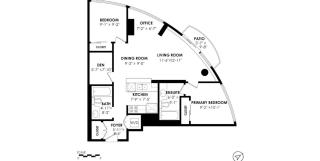 Two Bedroom Apartment with stunning 180 water, mountain and city view Pool Hot Tub and Gym Heart of Downtown Skytrain 3mins walk Right by BC Place Rogers arena - 3