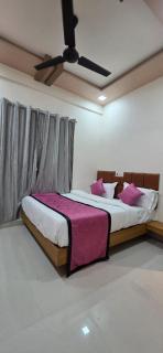 The Urban Stay and Dine Executive - 2