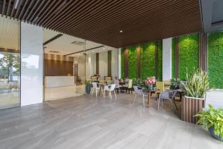 Capital O 1200 Salem Riverside Hotel - 4