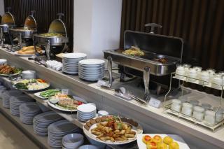 Capital O 1200 Salem Riverside Hotel - 3