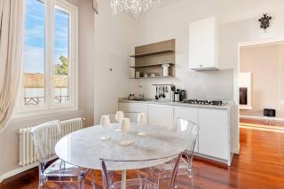 Ravenna Centre Luxury Apartment Piazza del Popolo - 2