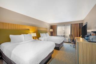 Country Inn & Suites by Radisson, Fairview Heights, IL - 1