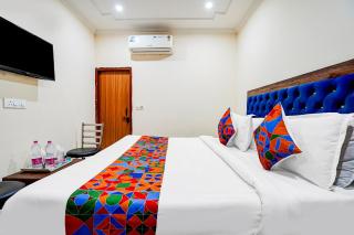 FabHotel Sehrawat - 1