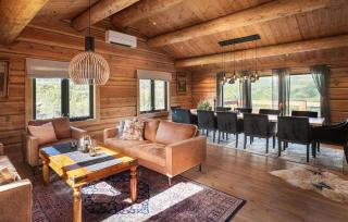 5 Bedroom Beautiful Home In Tuddal - 8