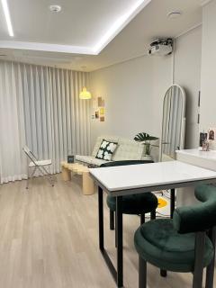 # Gwangalli Beach # Cozy Accommodation # High Floor View - 8