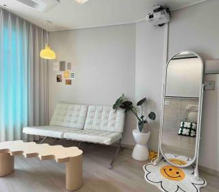 # Gwangalli Beach # Cozy Accommodation # High Floor View - 9