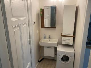 Ground Floor Den - 3