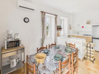 Gîte mitoyen pour 4 avec piscine commune - 4
