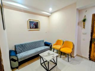 Executive Family Couple Friendly 1Bedroom Apartment Free wifi E11 Islamabad - 0