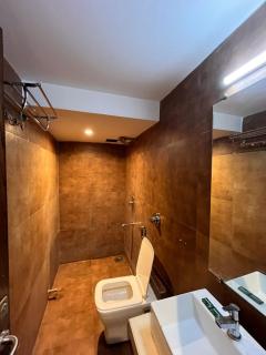 Hotel Black Orchid Near International Airport T2 Mumbai - 3