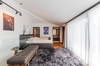 Luxury Living in Shkoder Historic Heart by Pik Host - 1