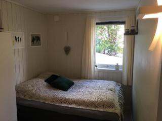 Solbakken, nice Apartment by the Sea in Ålesund - 1