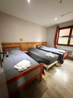 Gite Les Epinettes 25 pers - 4