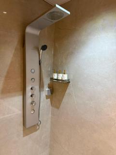 SK Govindam Royal Stay - 4