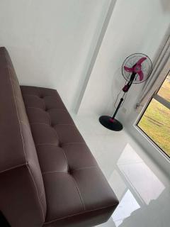 MetroRunway Residences Near Airport and Transit Access - 2